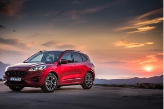 Ford Kuga PHEV: 225 ίπποι με κατανάλωση από 1,4lt/100km